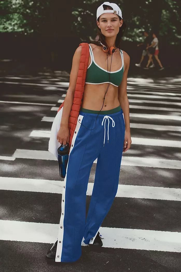 Sport pants outfit